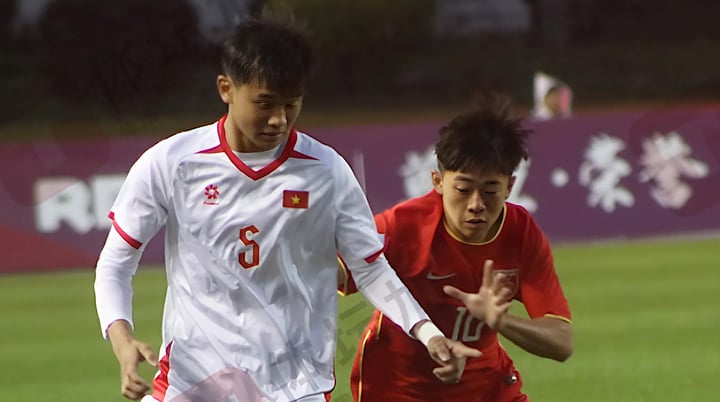 U16 Việt Nam hòa U16 Trung Quốc.